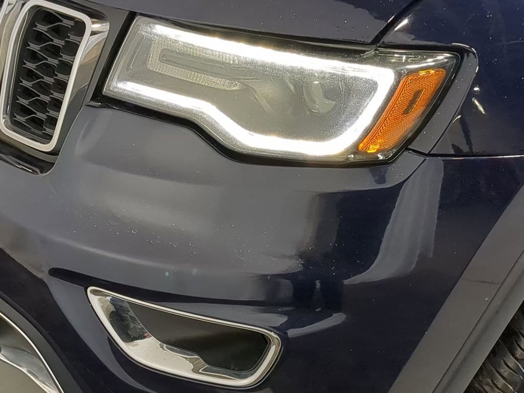 Thumbnail: 2018 Jeep Grand Cherokee - 18