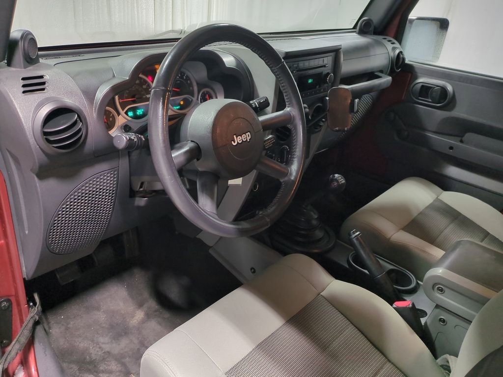 Thumbnail: 2010 Jeep Wrangler - 12