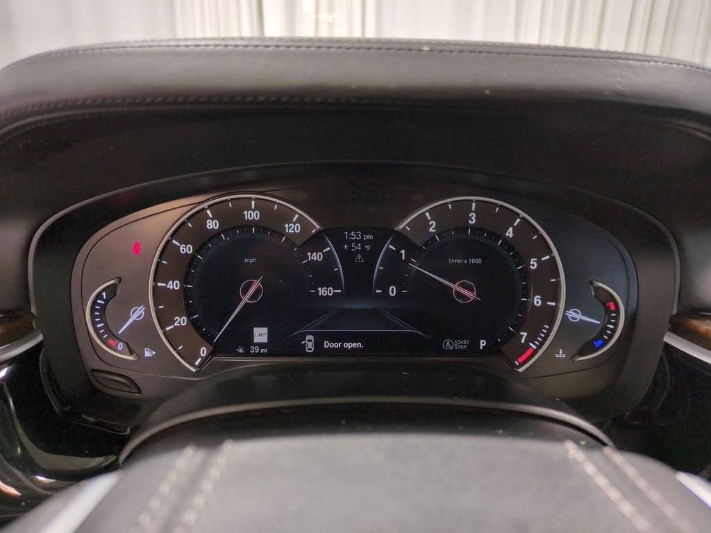 Thumbnail: 2018 BMW 5 Series - 37