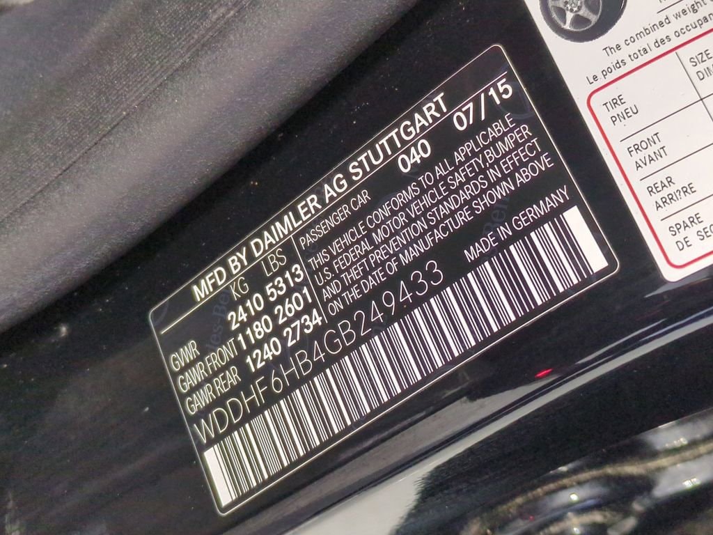 Thumbnail: 2016 Mercedes-Benz E-Class - 35