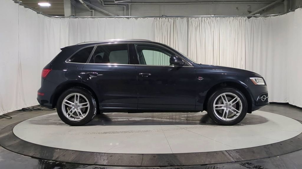 Thumbnail: 2016 Audi Q5 - 9