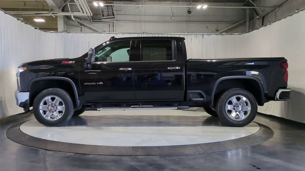 Thumbnail: 2021 Chevrolet Silverado 3500 - 6
