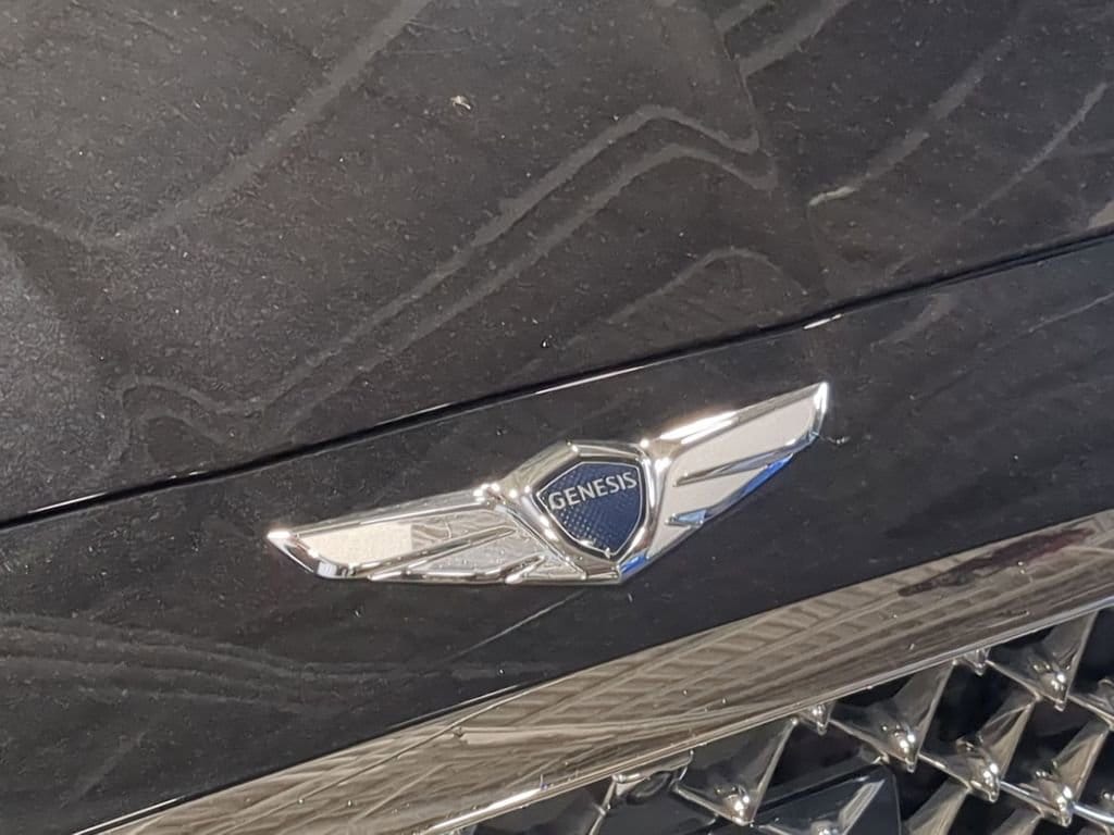 Thumbnail: 2019 Genesis G70 - 15