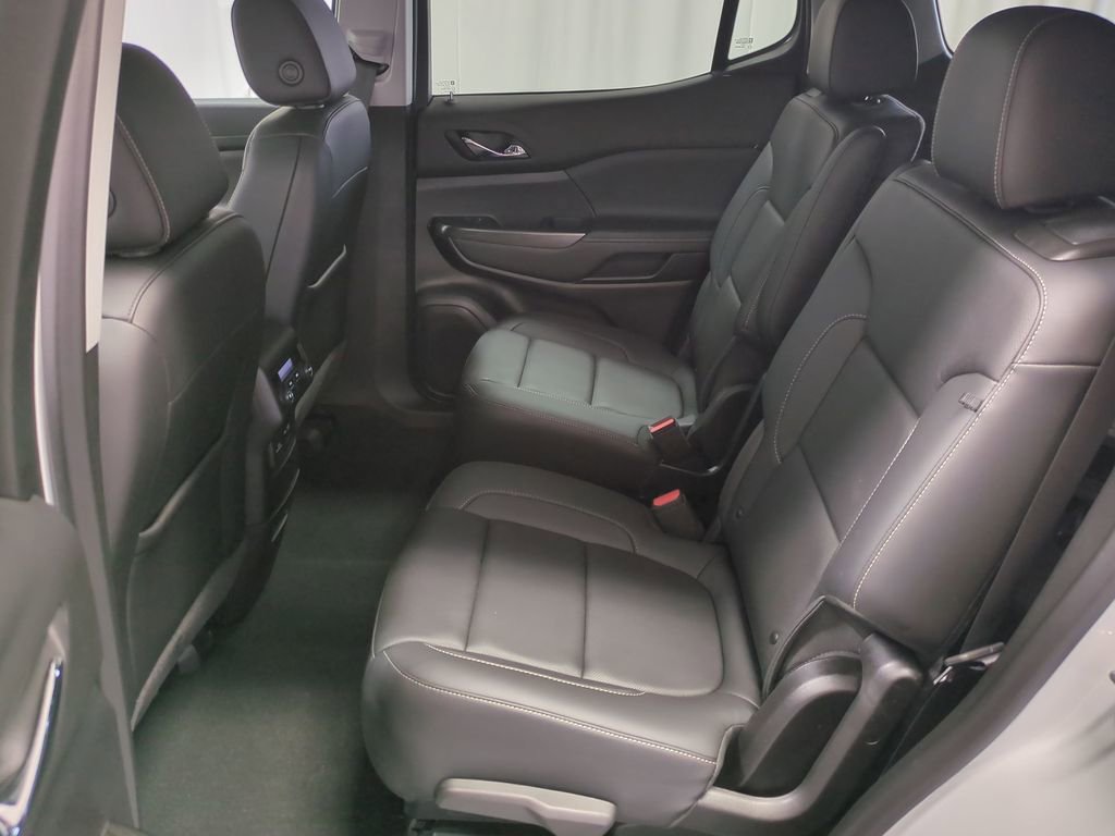 2022 GMC Acadia SLT 17