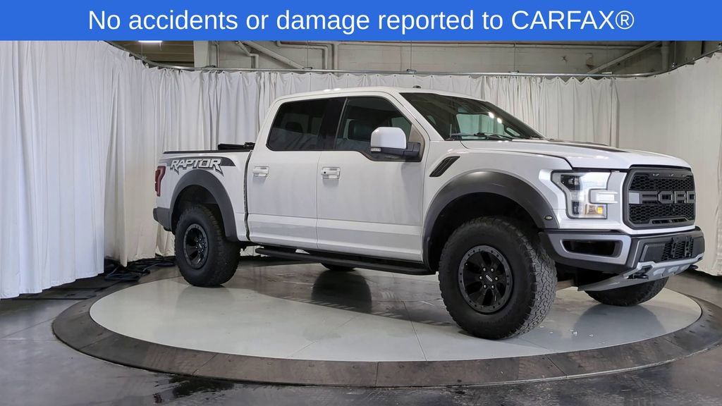 2018 Ford F-150 Raptor photo 2