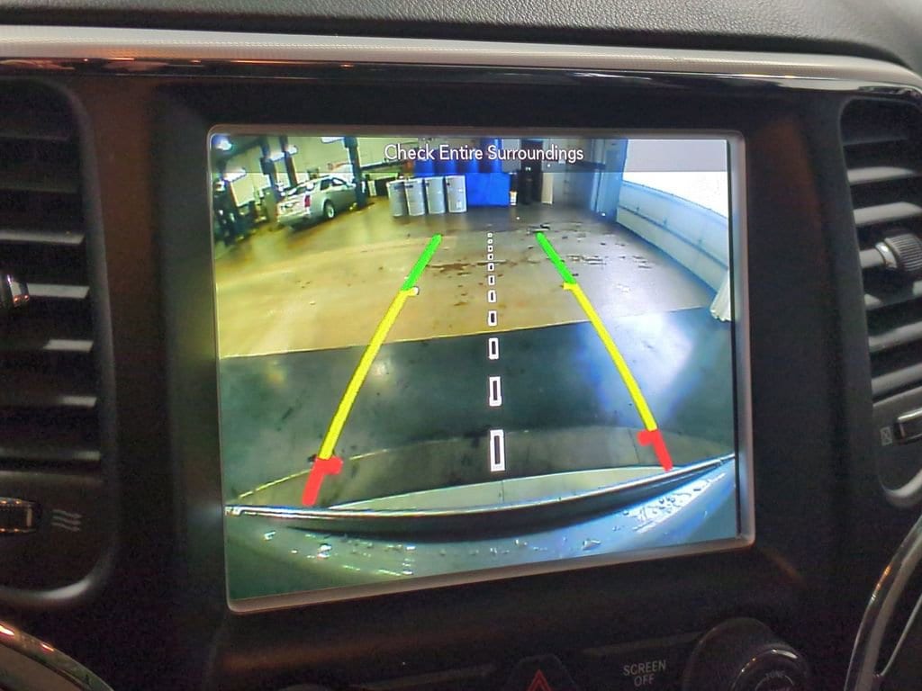 Thumbnail: 2018 Jeep Grand Cherokee - 29