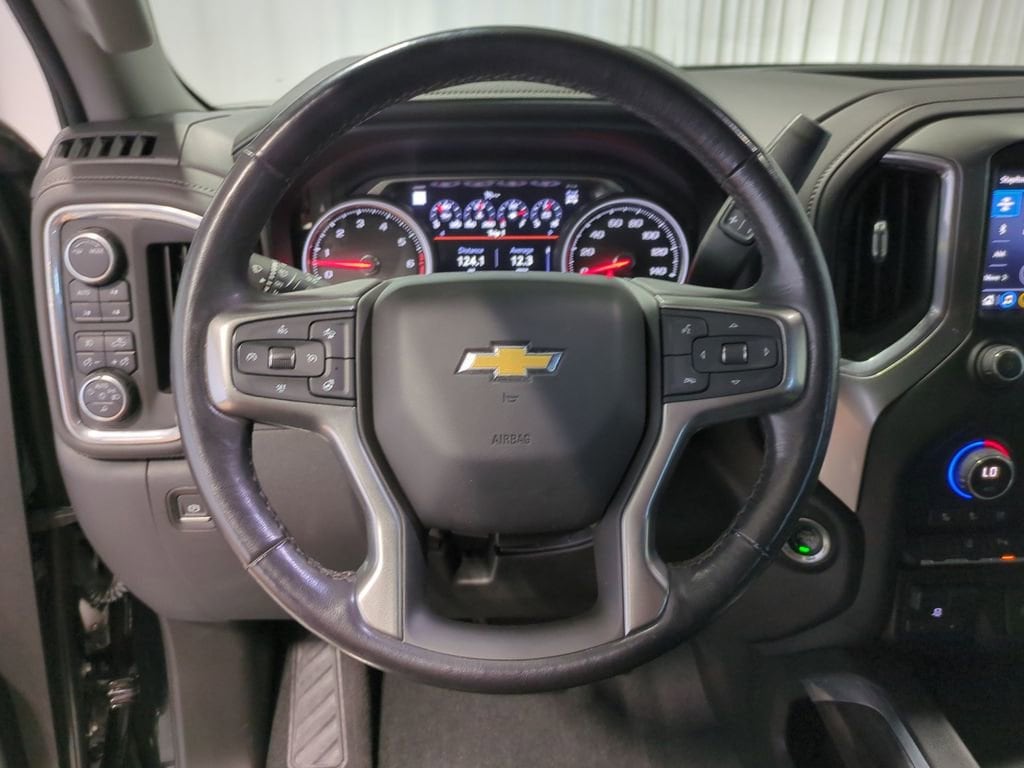 Thumbnail: 2021 Chevrolet Silverado 3500 - 28