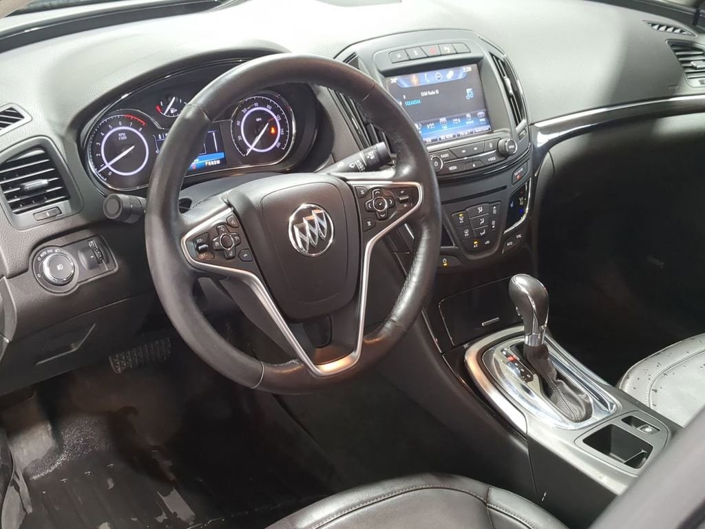 Thumbnail: 2017 Buick Regal - 12