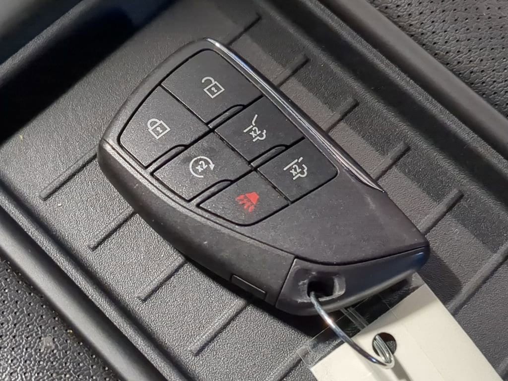 Thumbnail: 2023 GMC Yukon - 51