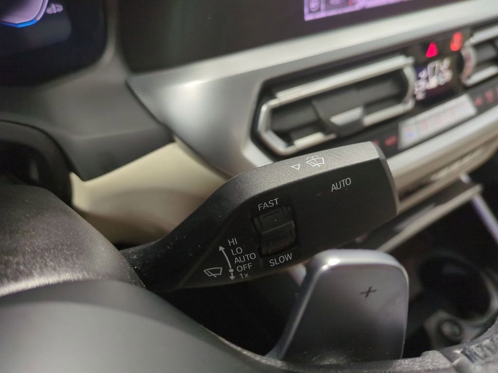 Thumbnail: 2021 BMW 3 Series - 37