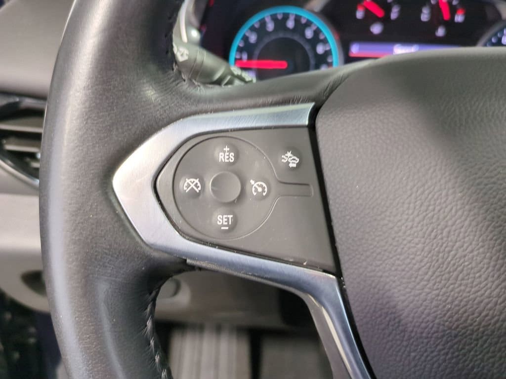 Thumbnail: 2022 Chevrolet Traverse - 29