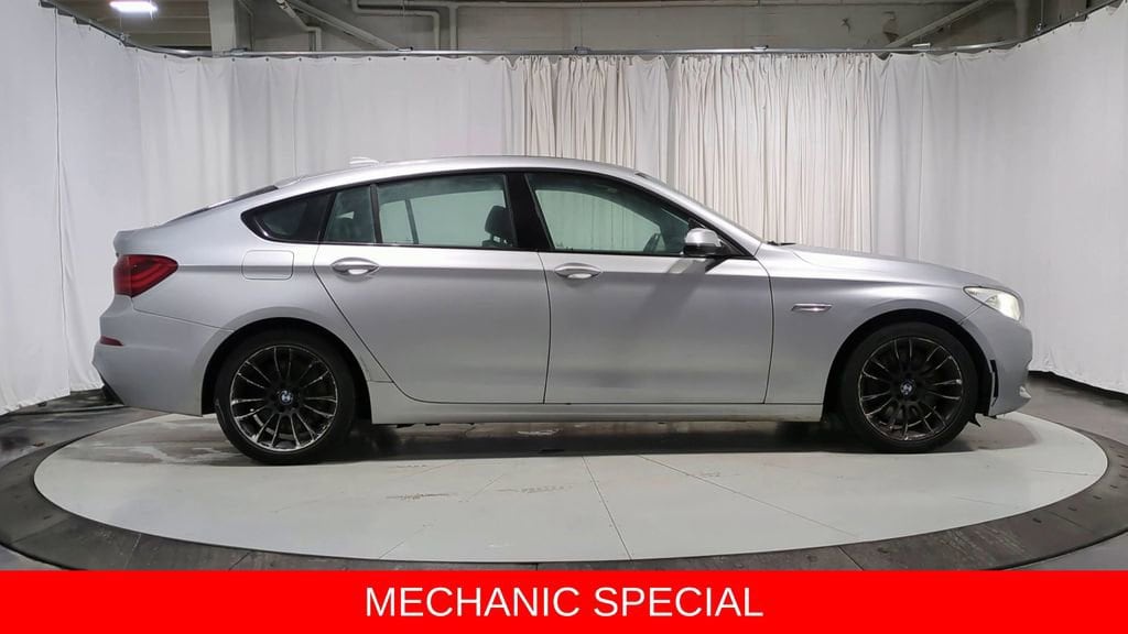 Thumbnail: 2015 BMW 5 Series - 9