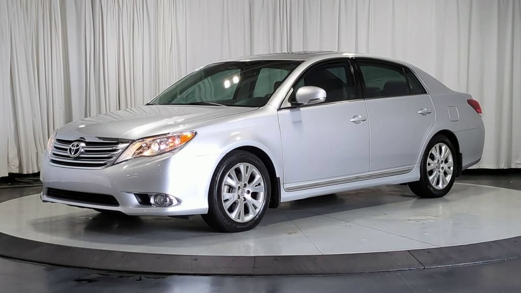 Thumbnail: 2011 Toyota Avalon - 5
