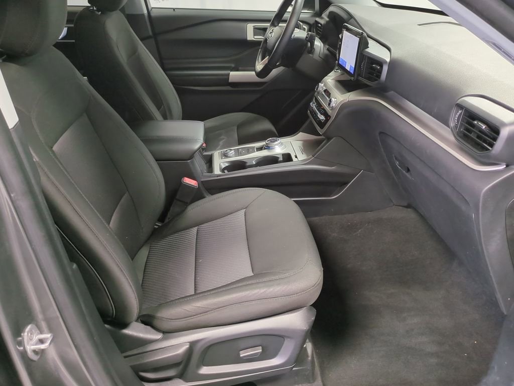 2022 Ford Explorer XLT 18