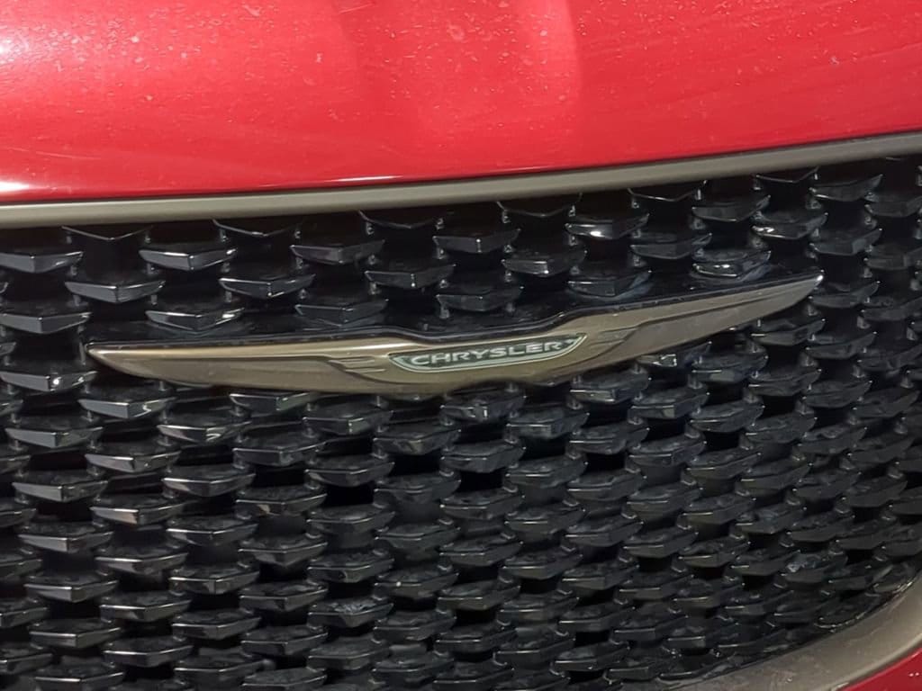 Thumbnail: 2017 Chrysler 300 - 23