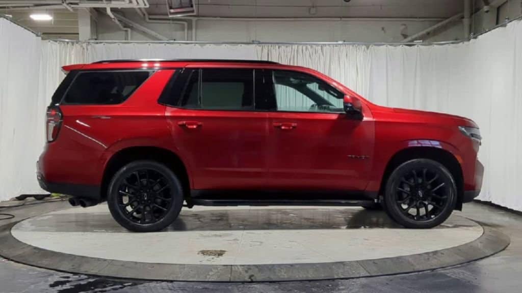 Thumbnail: 2023 Chevrolet Tahoe - 9