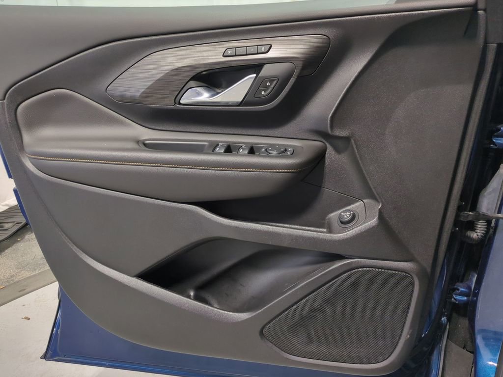 Thumbnail: 2020 GMC Terrain - 36