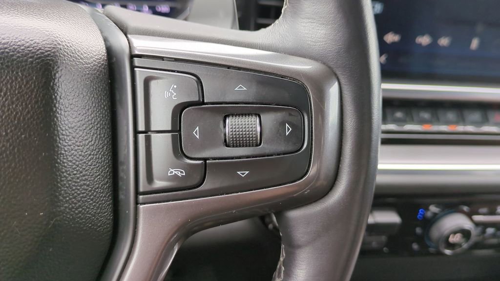 Thumbnail: 2023 Chevrolet Silverado 1500 - 24