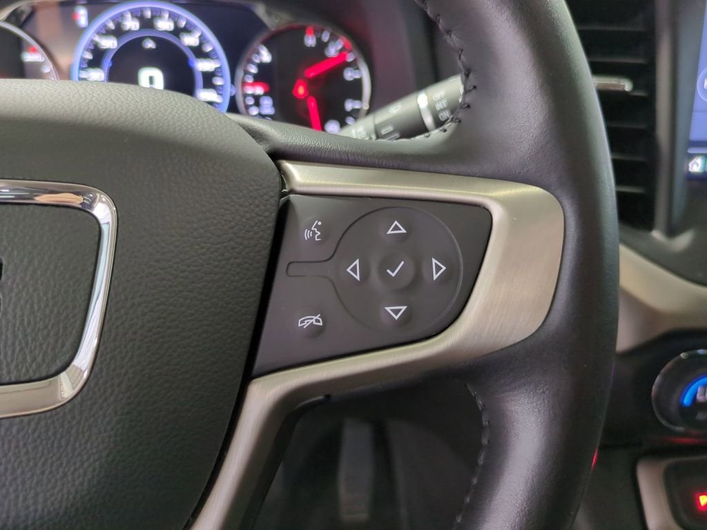 Thumbnail: 2022 GMC Acadia - 23