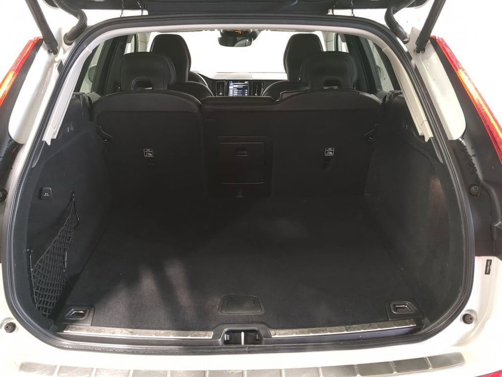 Thumbnail: 2020 Volvo XC60 - 40