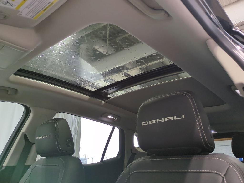 Thumbnail: 2023 GMC Terrain - 21