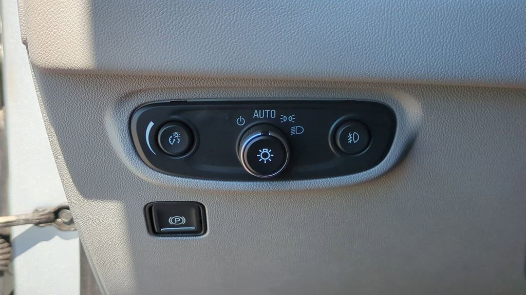 Thumbnail: 2018 GMC Terrain - 20