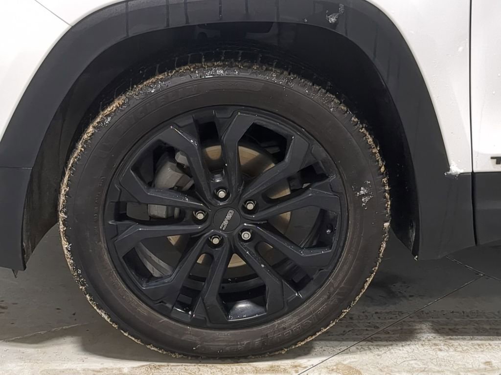 Thumbnail: 2020 GMC Terrain - 27