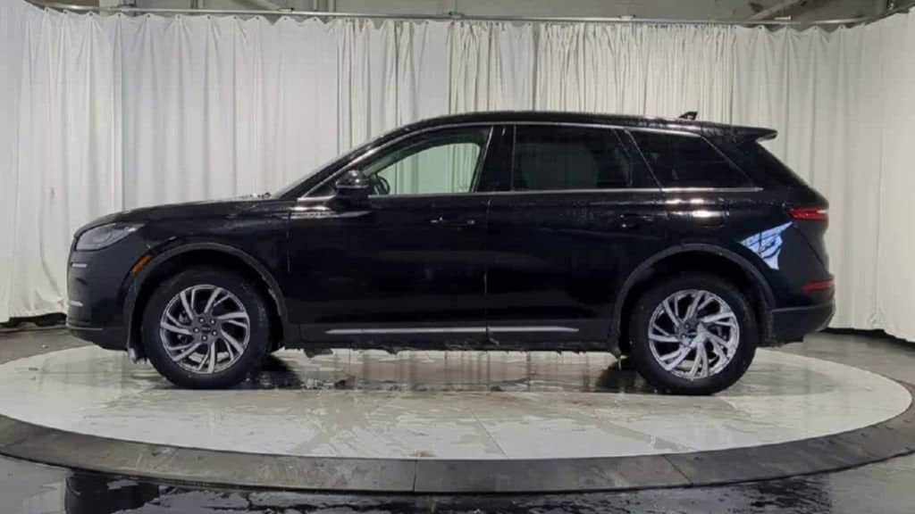 Thumbnail: 2023 Lincoln Corsair - 6