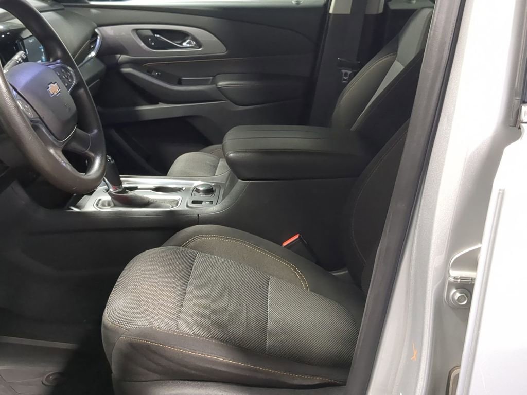 Thumbnail: 2019 Chevrolet Traverse - 19
