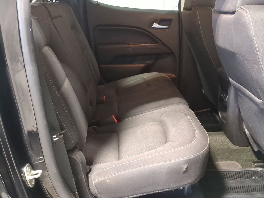 Thumbnail: 2016 GMC Canyon - 33