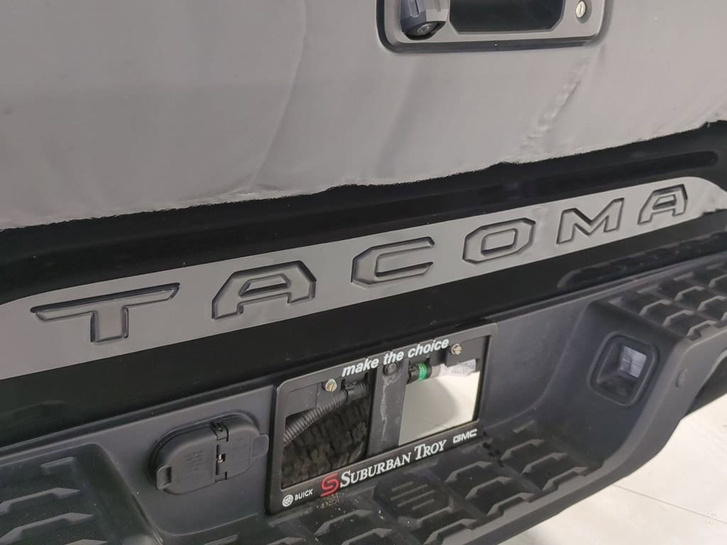 Thumbnail: 2021 Toyota Tacoma - 15