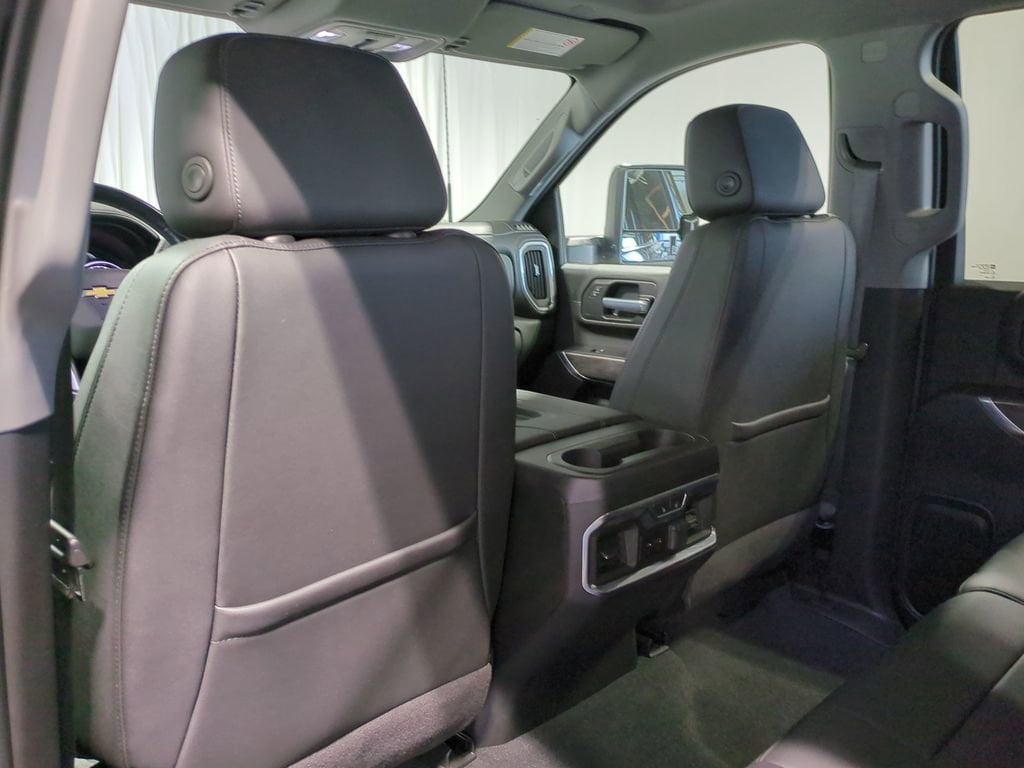 Thumbnail: 2021 Chevrolet Silverado 3500 - 22