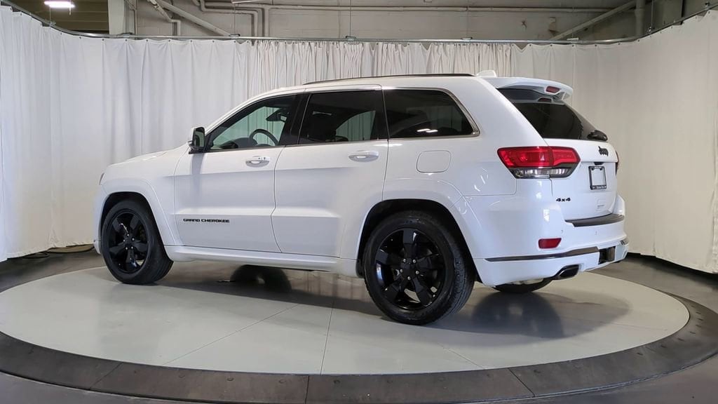 Thumbnail: 2015 Jeep Grand Cherokee - 8