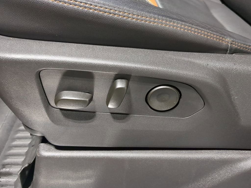 Thumbnail: 2025 GMC Sierra 1500 - 24