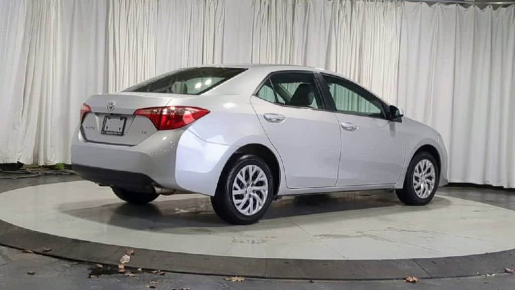 Thumbnail: 2018 Toyota Corolla - 10