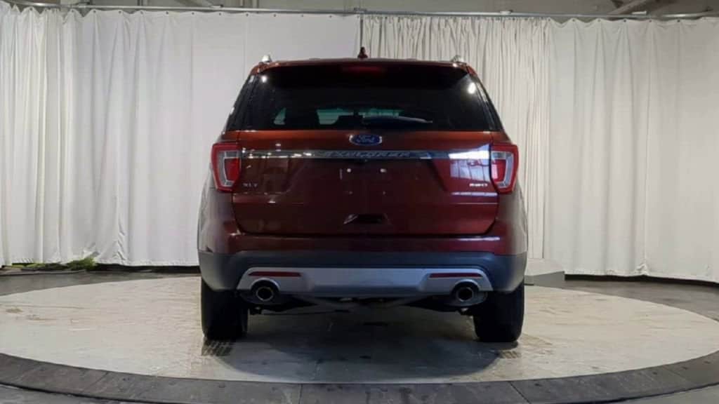 Thumbnail: 2016 Ford Explorer - 9