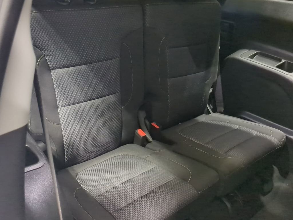 Thumbnail: 2023 GMC Acadia - 35