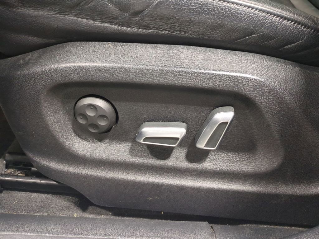 Thumbnail: 2016 Audi Q5 - 17