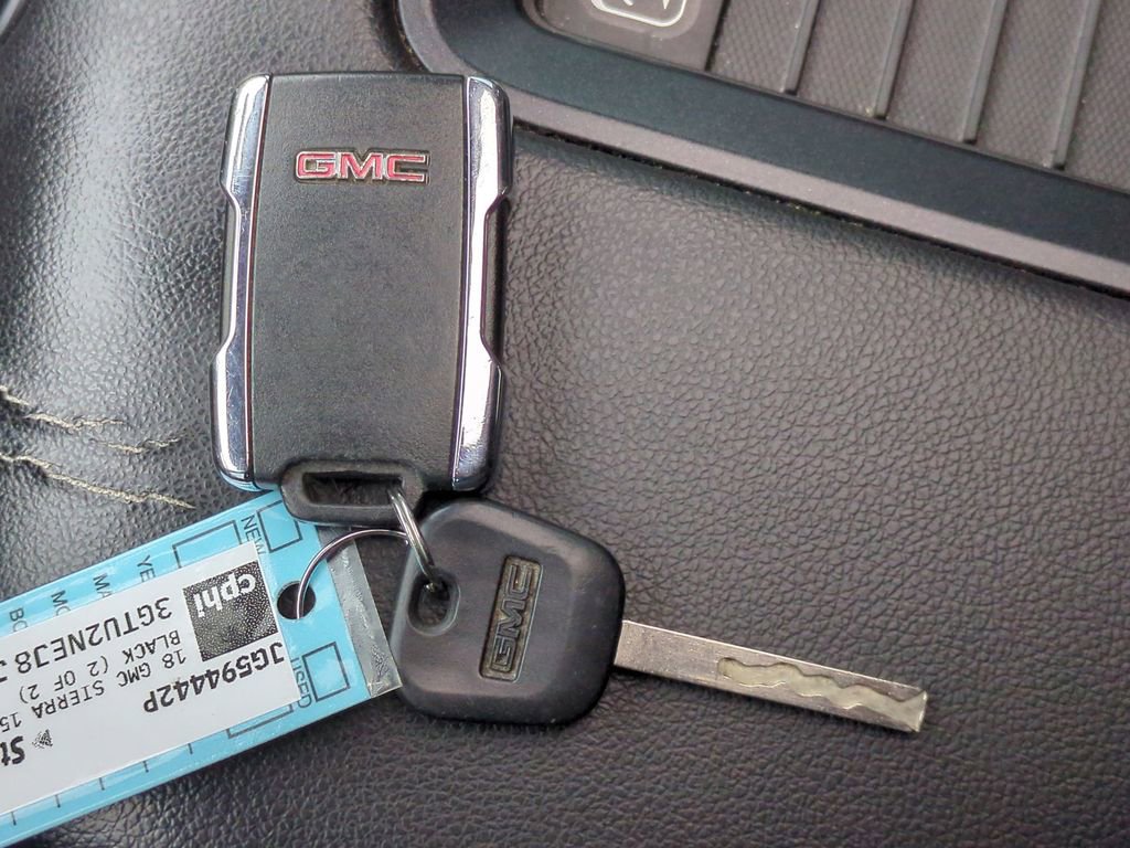 Thumbnail: 2018 GMC Sierra 1500 - 43