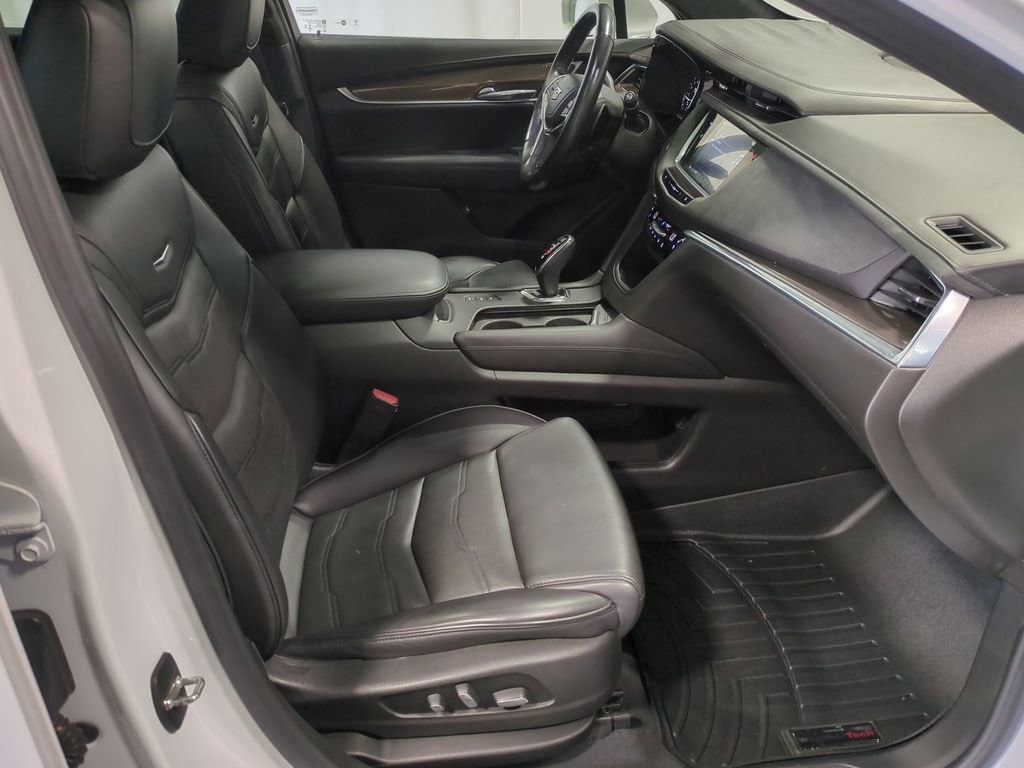 Thumbnail: 2018 Cadillac XT5 - 24