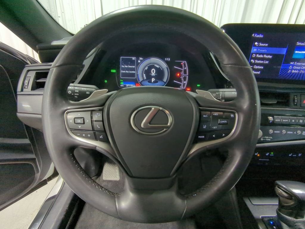 Thumbnail: 2022 Lexus ES - 35