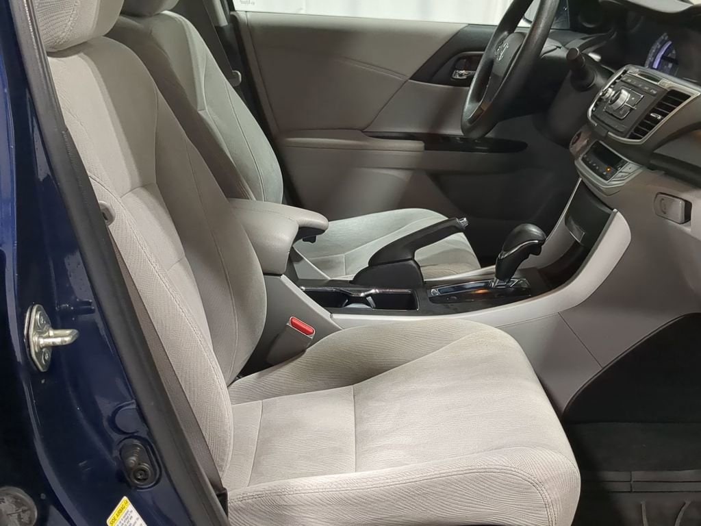 Thumbnail: 2015 Honda Accord - 29