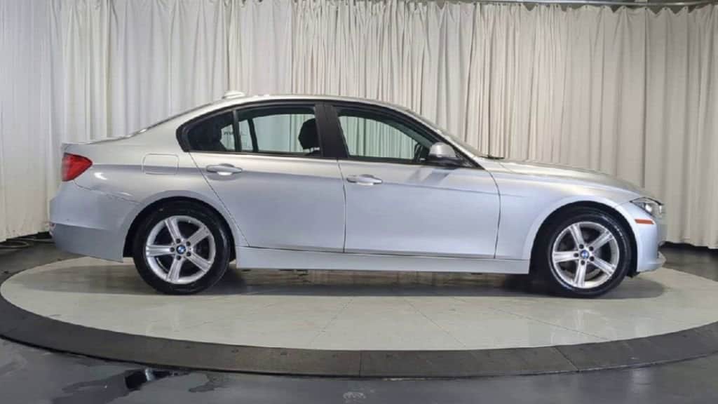 Thumbnail: 2013 BMW 3 Series - 11