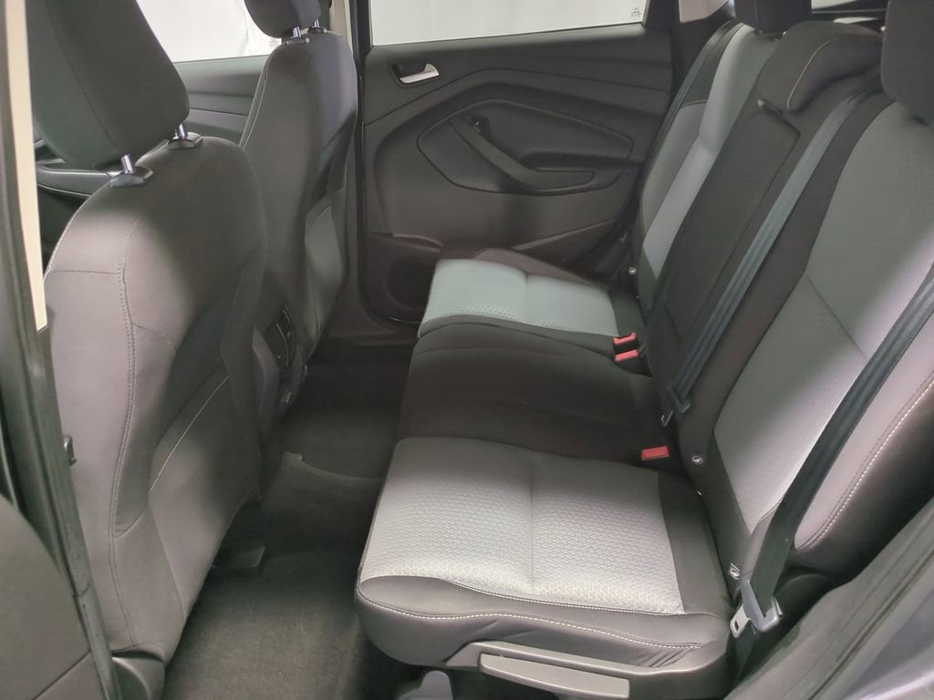 2018 Ford Escape SE 17