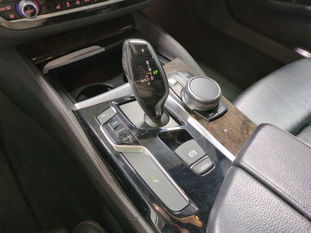 Thumbnail: 2018 BMW 5 Series - 36