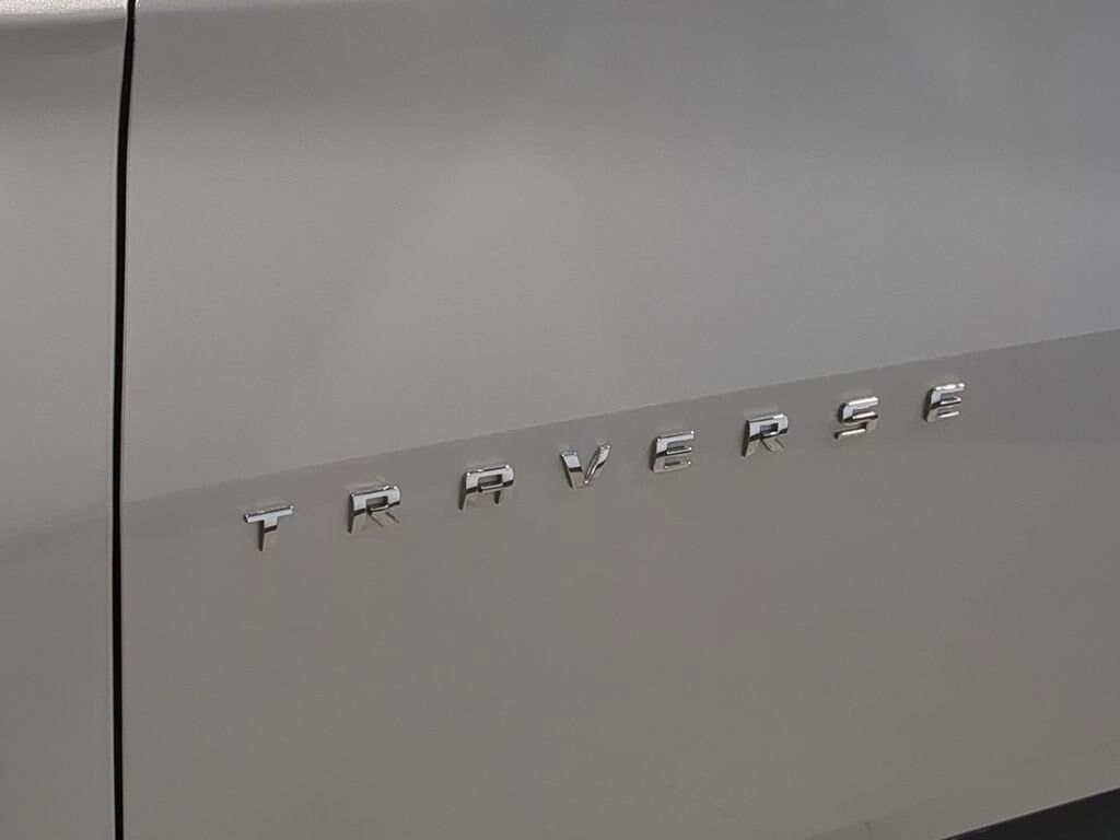 Thumbnail: 2019 Chevrolet Traverse - 16