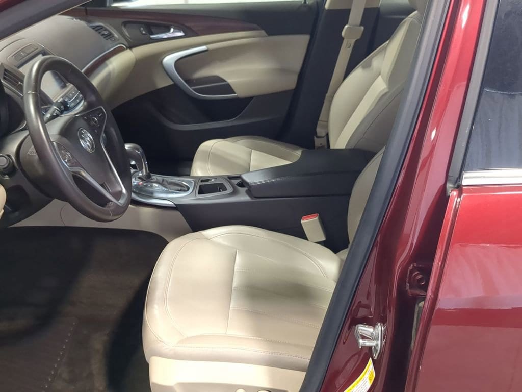 Thumbnail: 2016 Buick Regal - 20