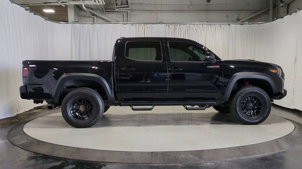 Thumbnail: 2021 Toyota Tacoma - 10