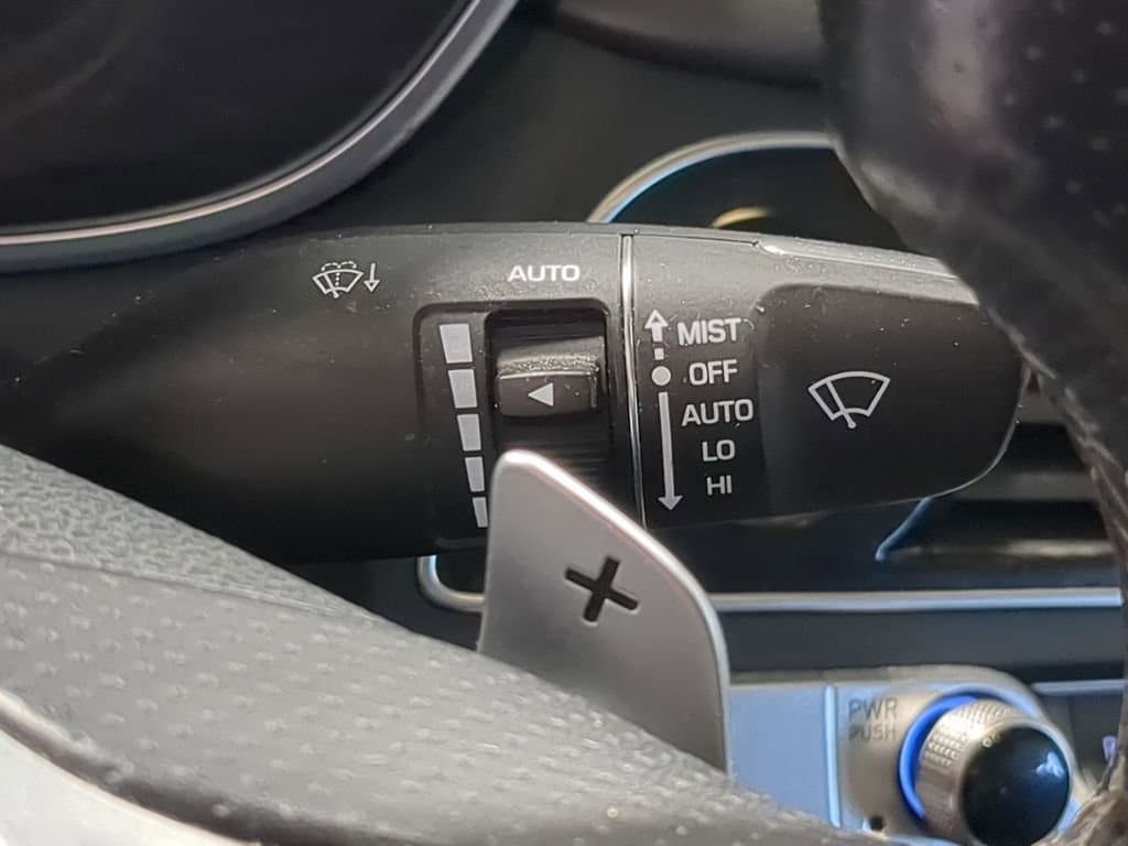 Thumbnail: 2019 Genesis G70 - 31