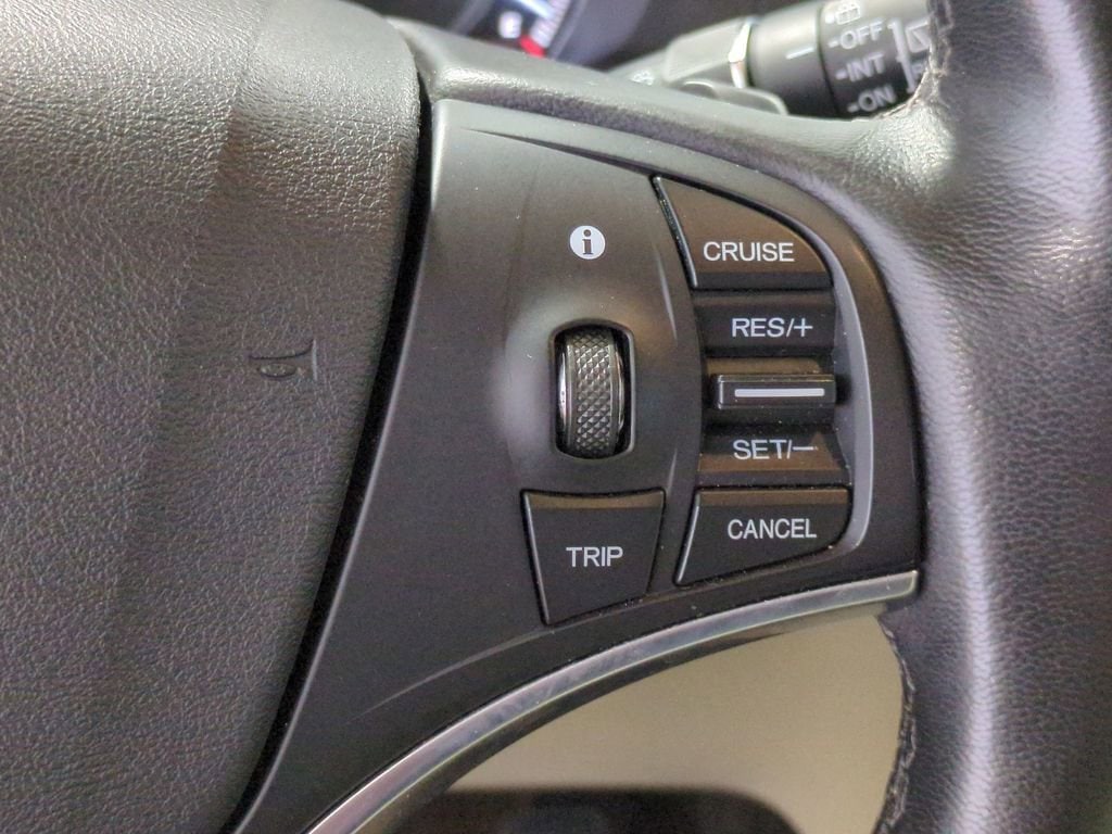 Thumbnail: 2016 Acura MDX - 23